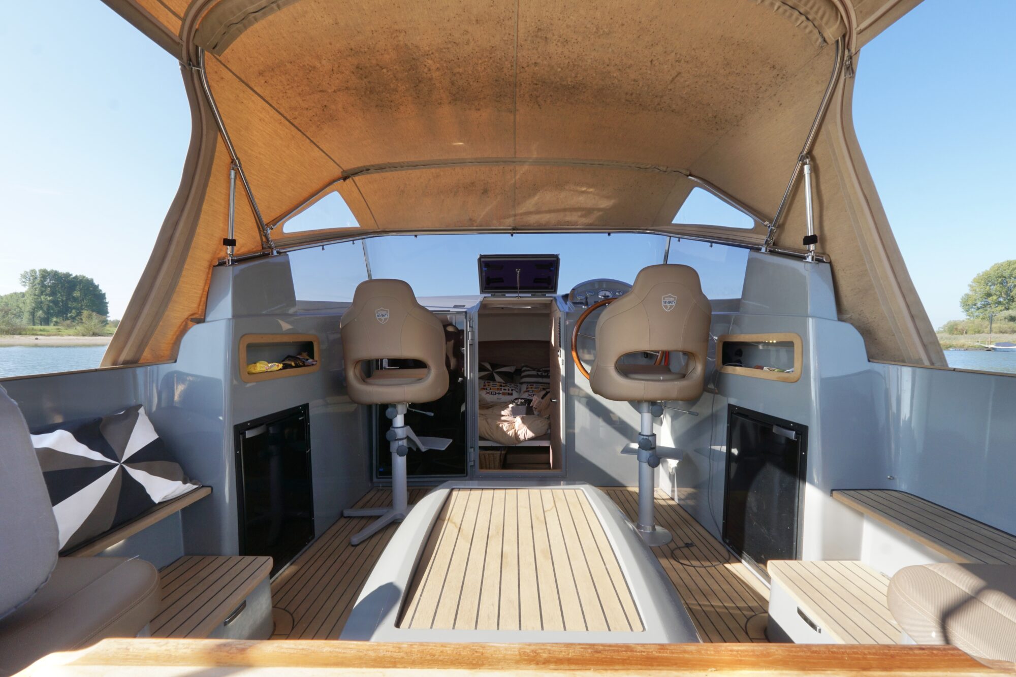 foto: 19 Antaris Antaris Seventy7 Cabin