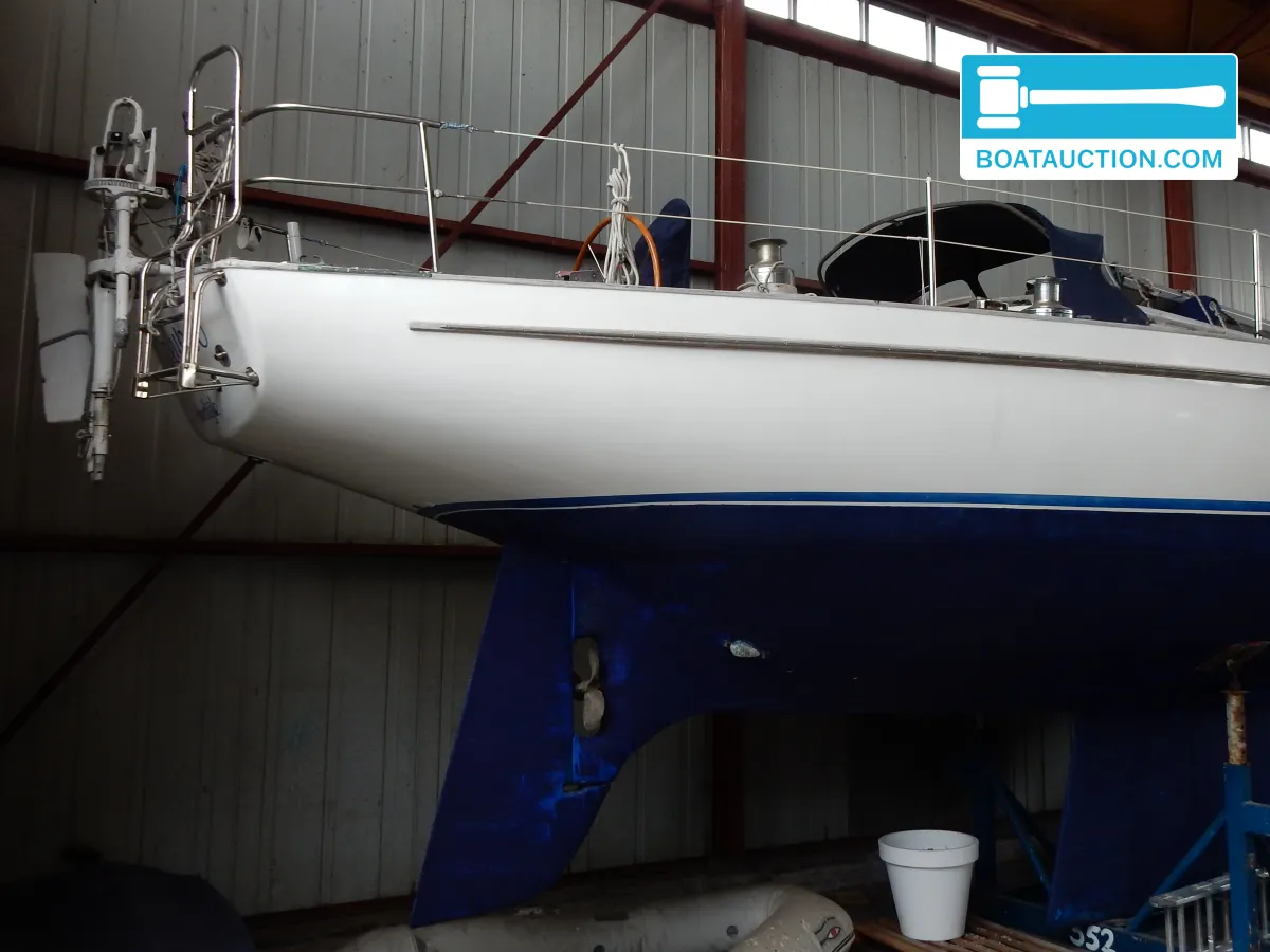 foto: 24 Frans Maas Hawk 42
