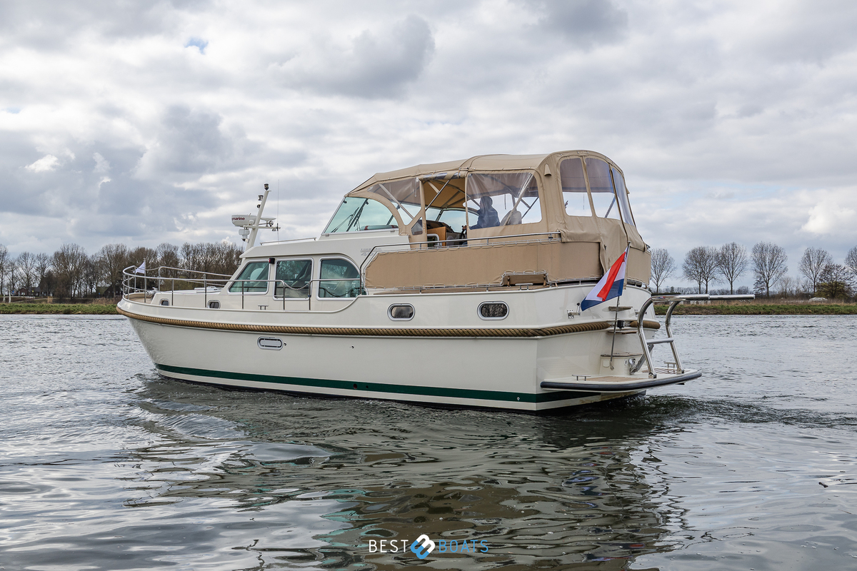 foto: 31 Linssen Grand Sturdy 40.9 AC
