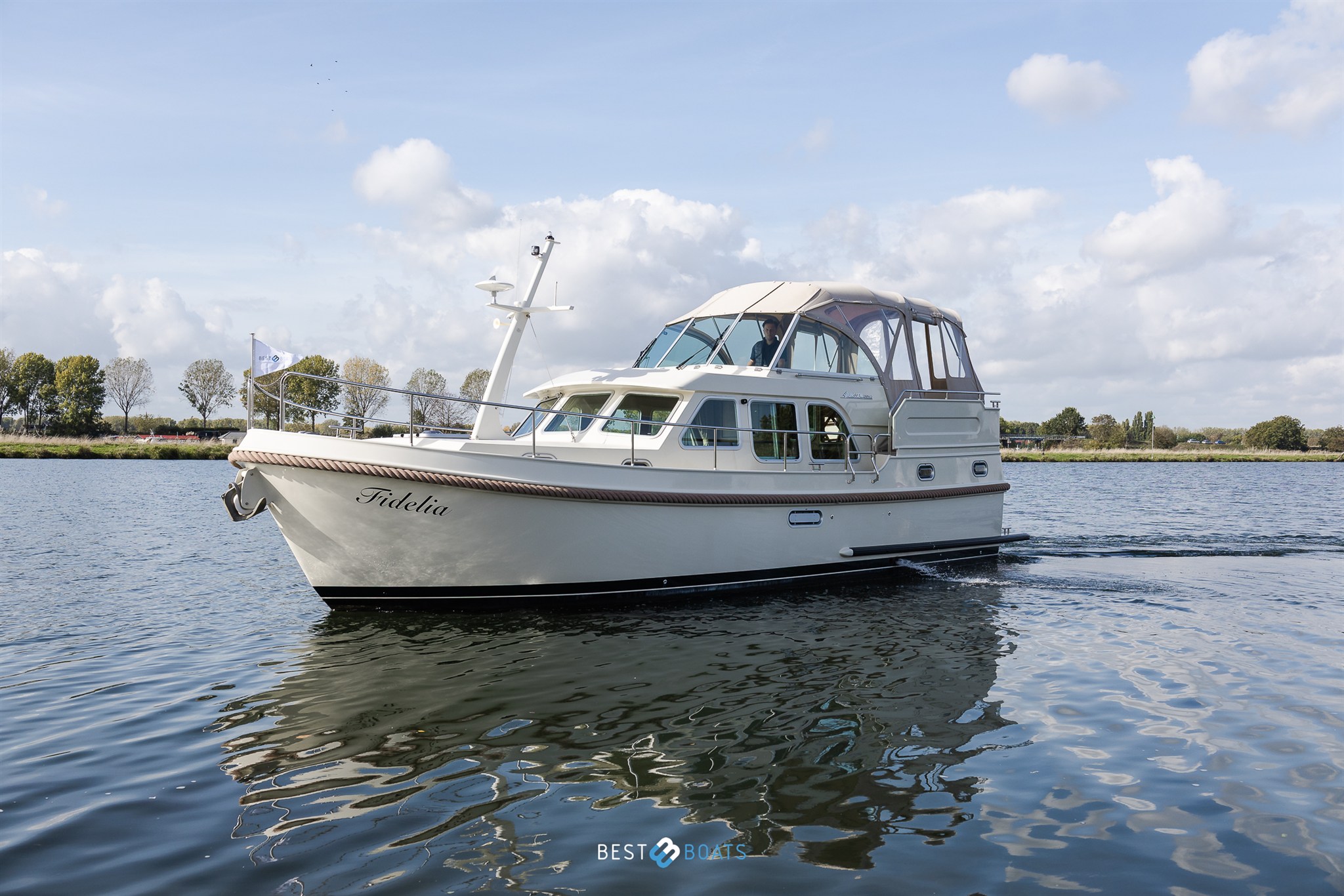 foto: 53 Linssen Grand Sturdy 35.0 AC