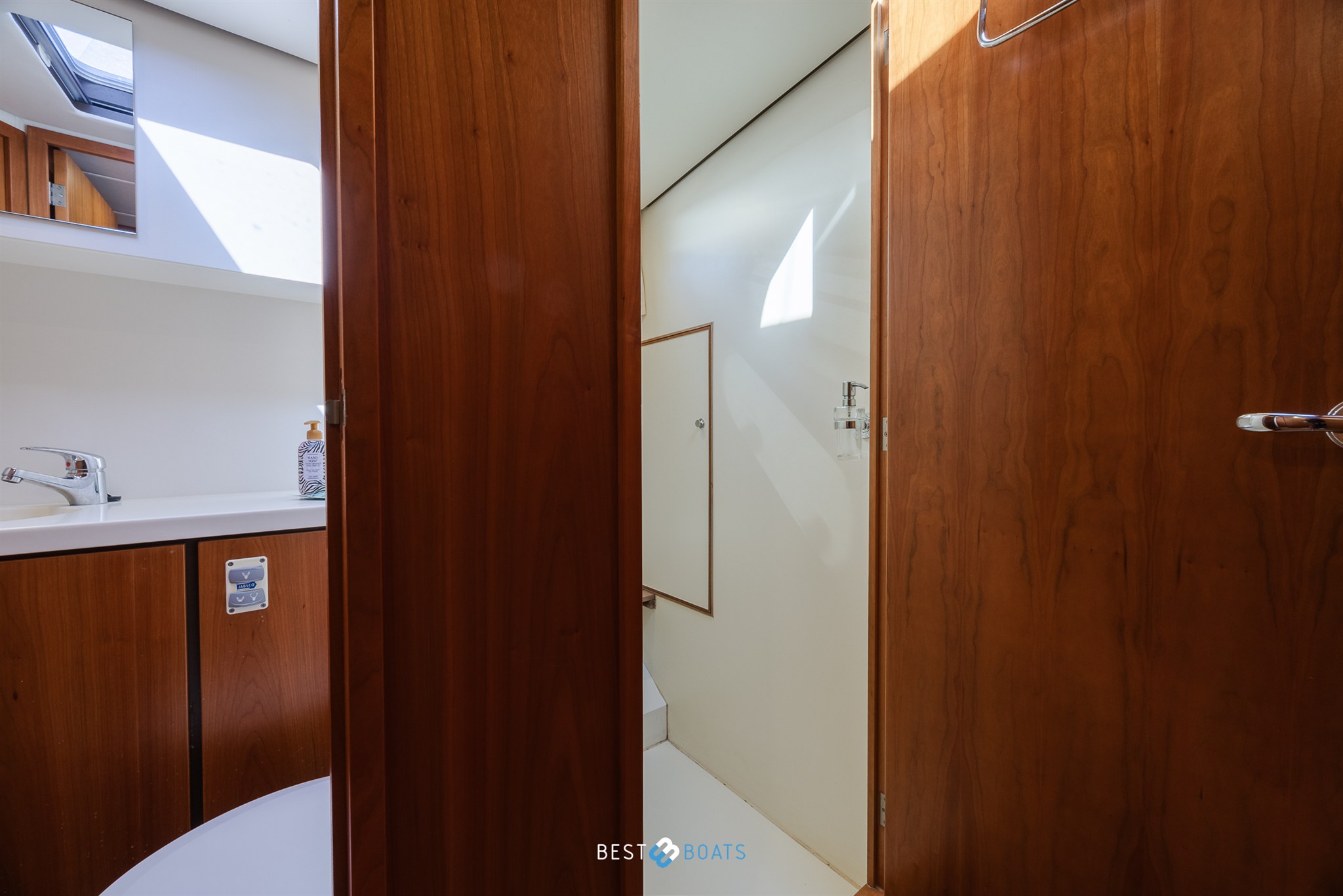 foto: 40 Linssen Grand Sturdy 43.9 AC