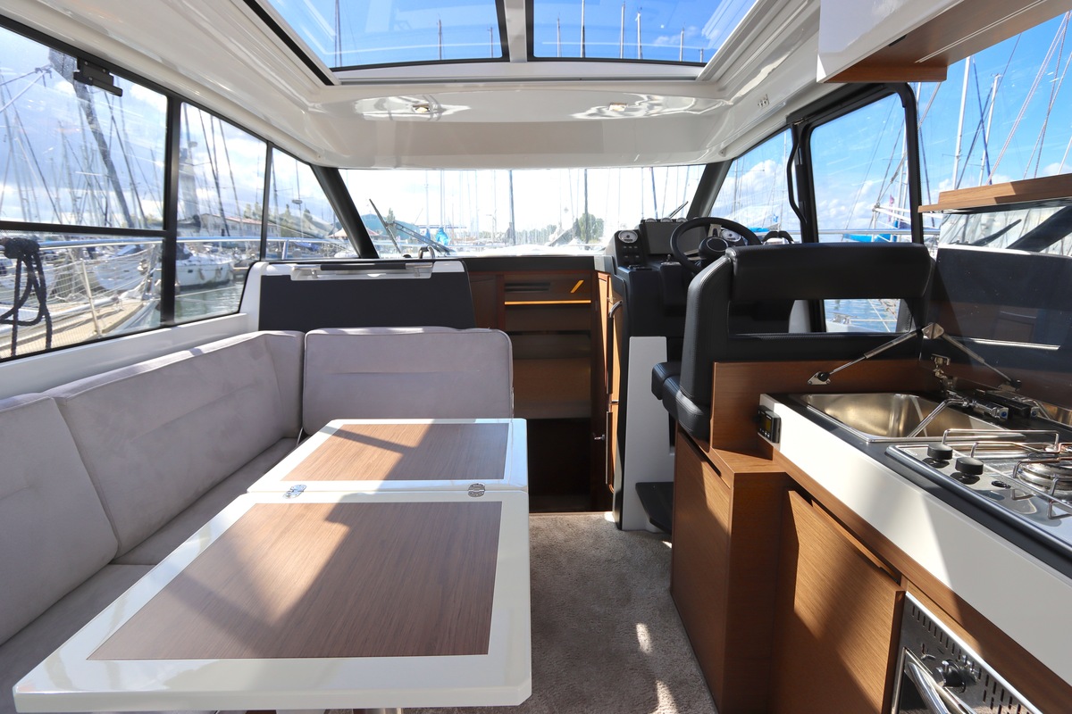foto: 24 Jeanneau NC 33
