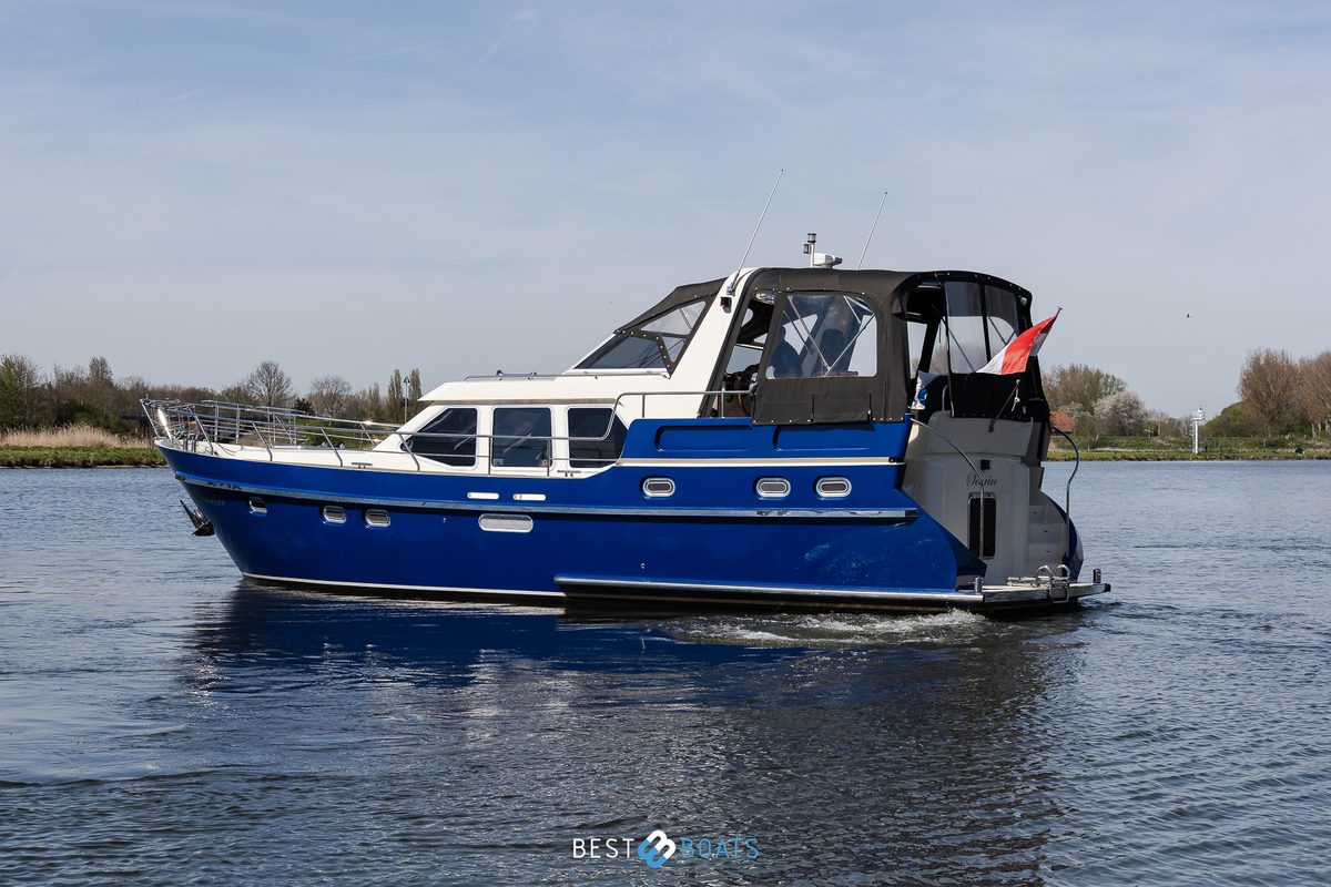 foto: 26 Van Vossen Parade 12.75 AK 