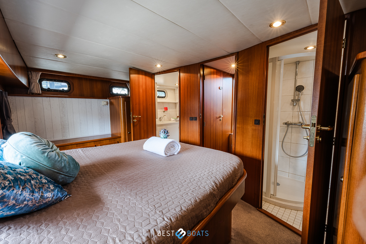 foto: 23 Valkkruiser Content 1300
