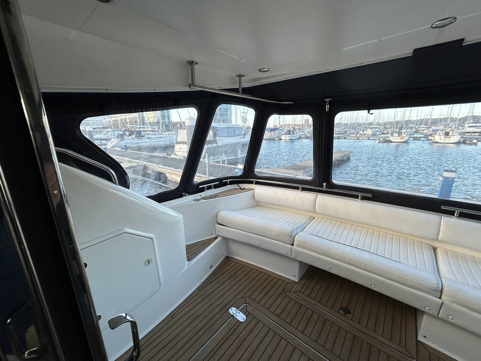 foto: 20 Fairline  Phantom 43