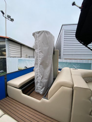 foto: 8 Pontoonboot 25FT 3-Tubes Blue