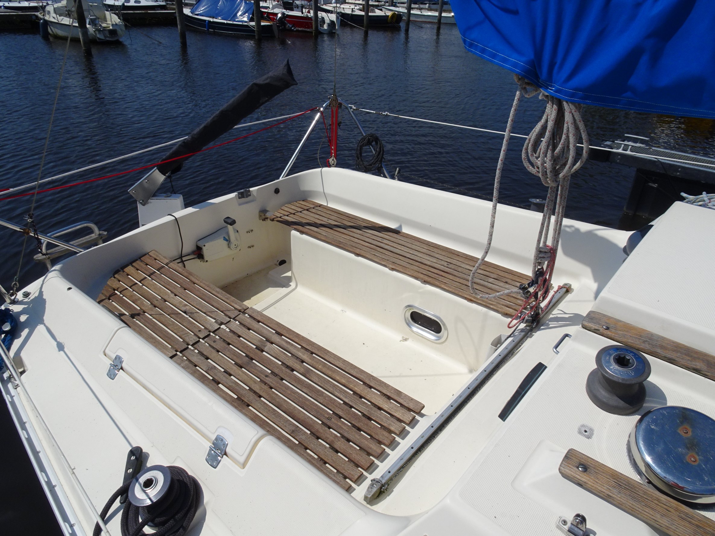 foto: 5 Jeanneau Tonic 23