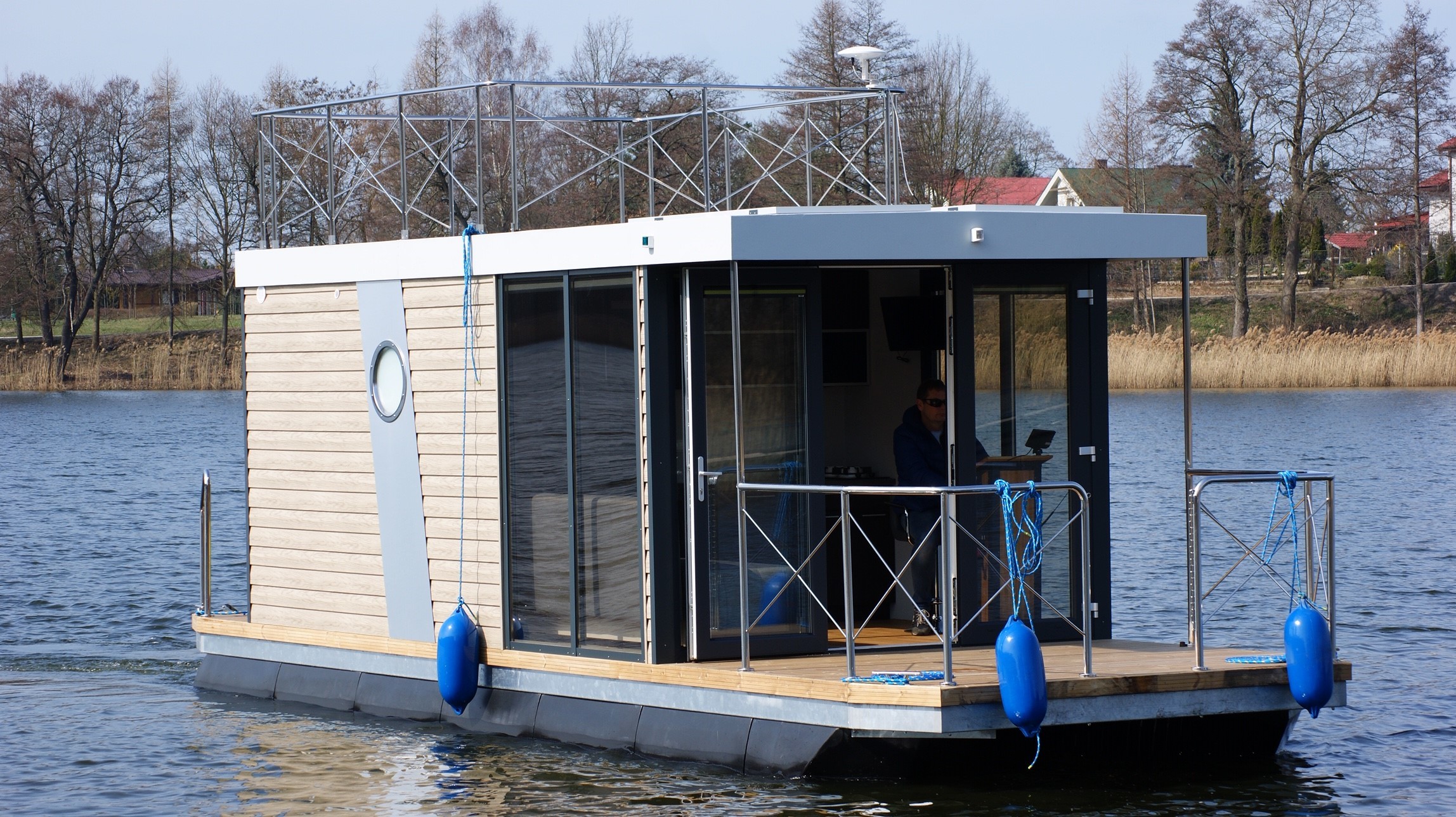 foto: 46 Campi 300 Houseboat