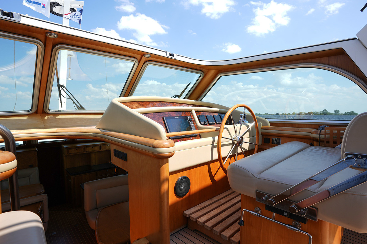 foto: 112 Linssen Grand Sturdy 500 Variotop Mark II