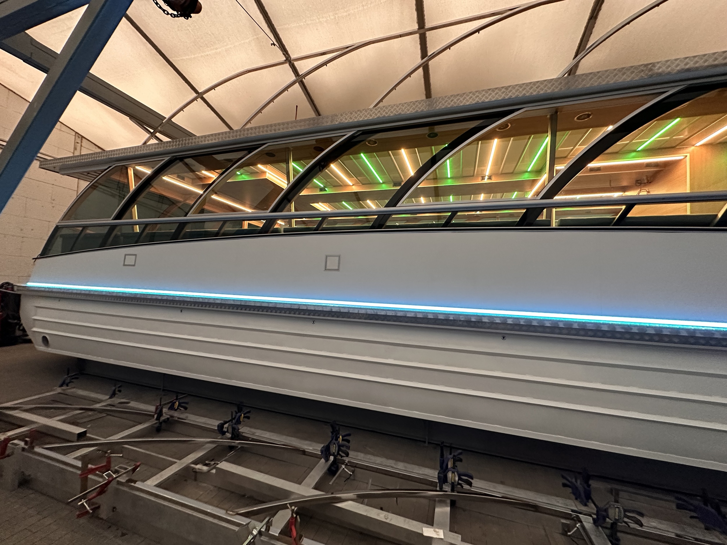 foto: 24 Holiday Boat Sundeck 57 Passenger Catamaran