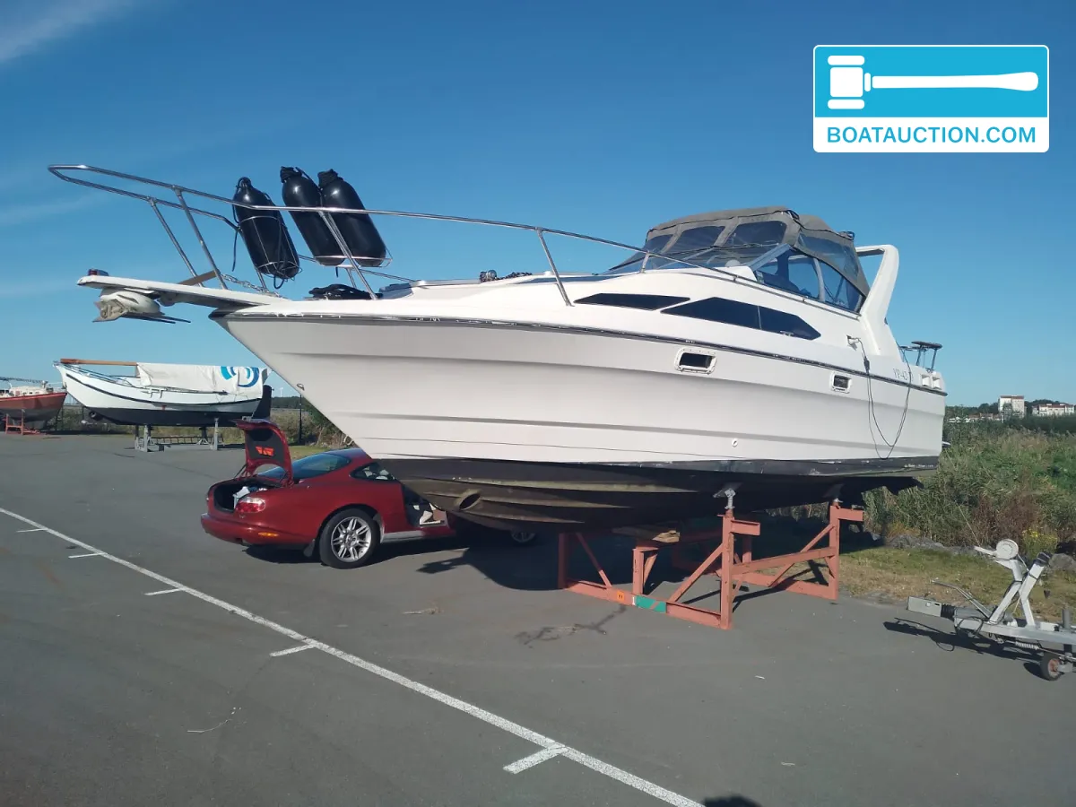 Bayliner 2655 wide body