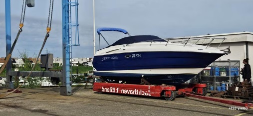 foto: 9 Monterey 245 Motor boot