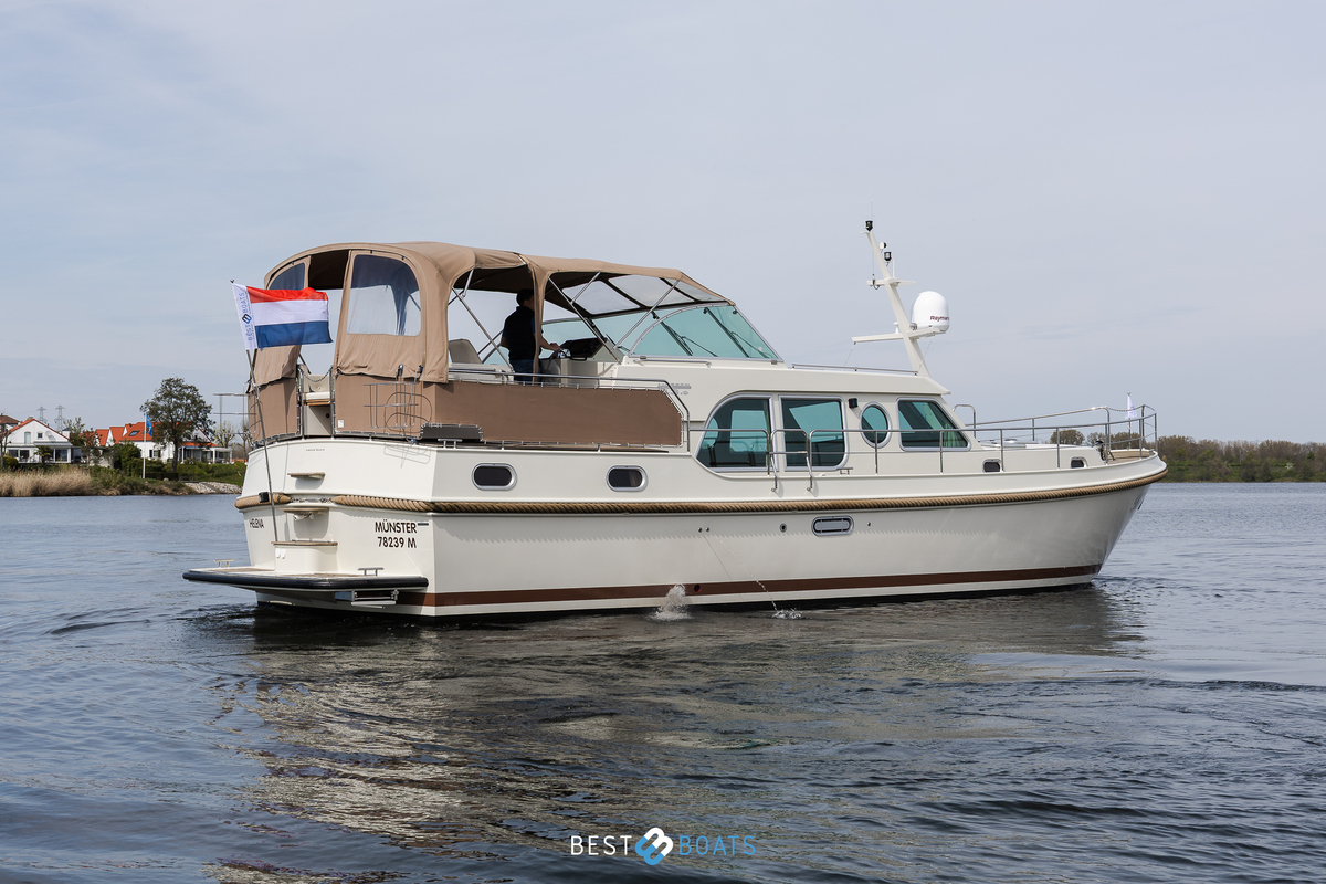 foto: 40 Linssen Grand Sturdy 43.9 AC