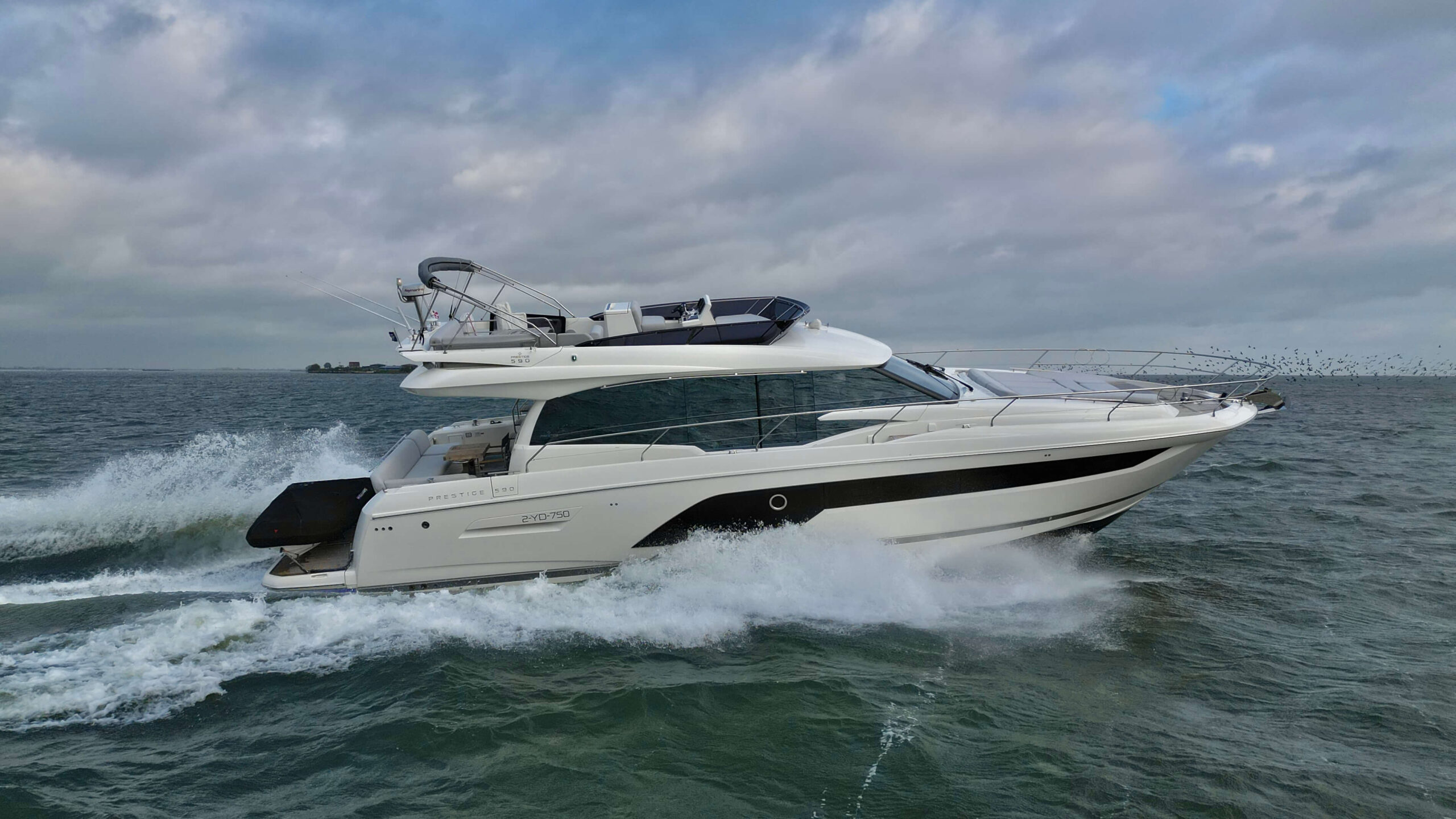 foto: 46 Prestige 590 Flybridge #49
