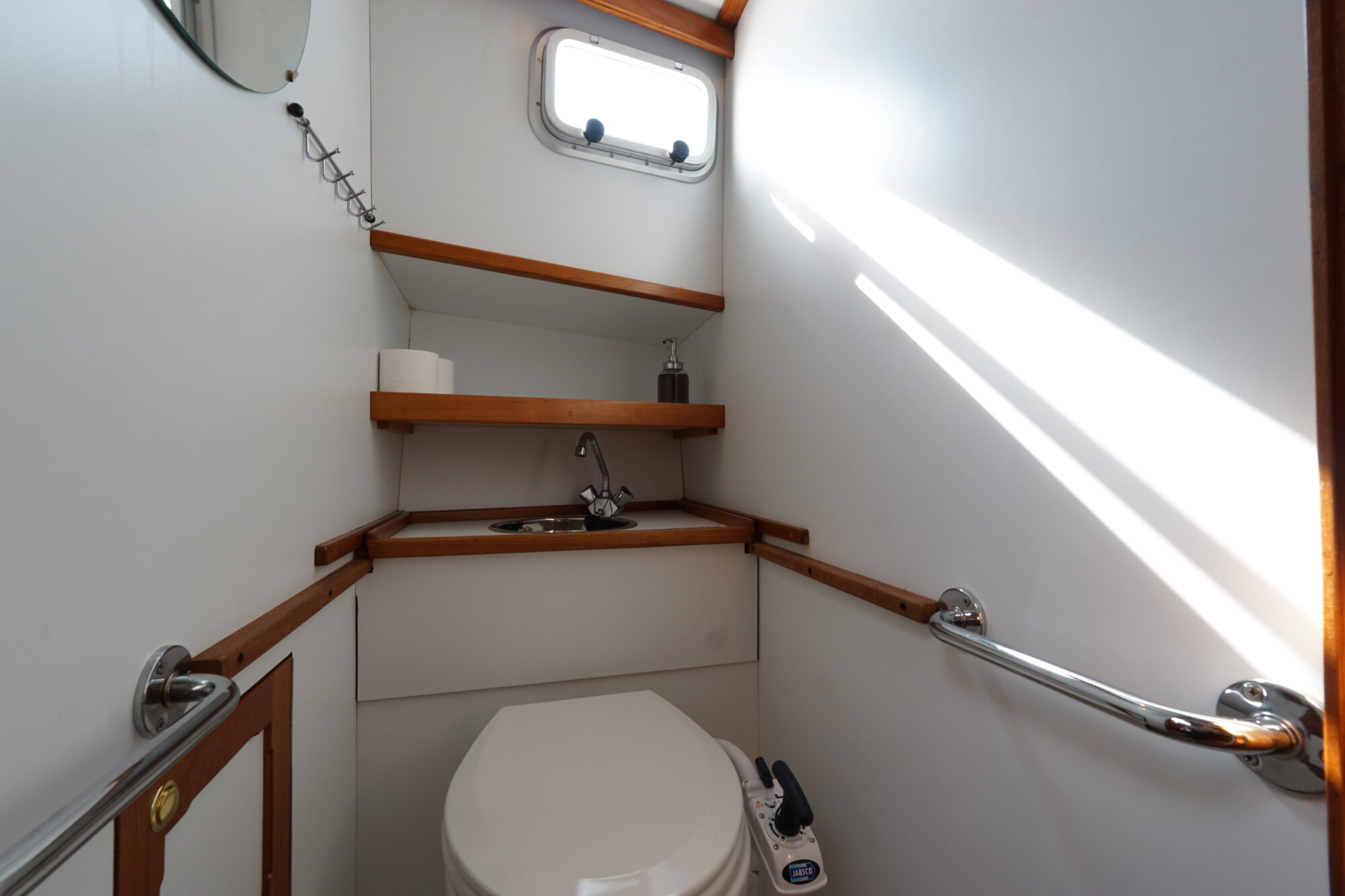 foto: 80 Flevo Flevo Spiegelkotter 12.50 AK Cabrio