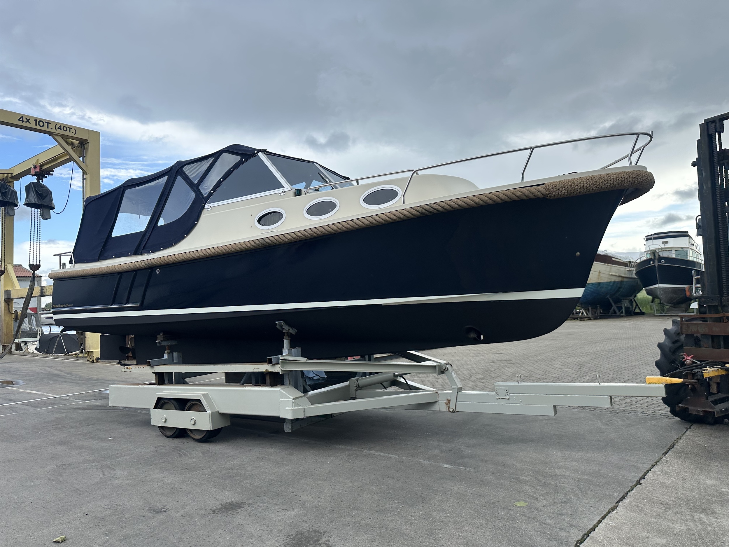 foto: 9 Maril 890 Classic Cabinsloep