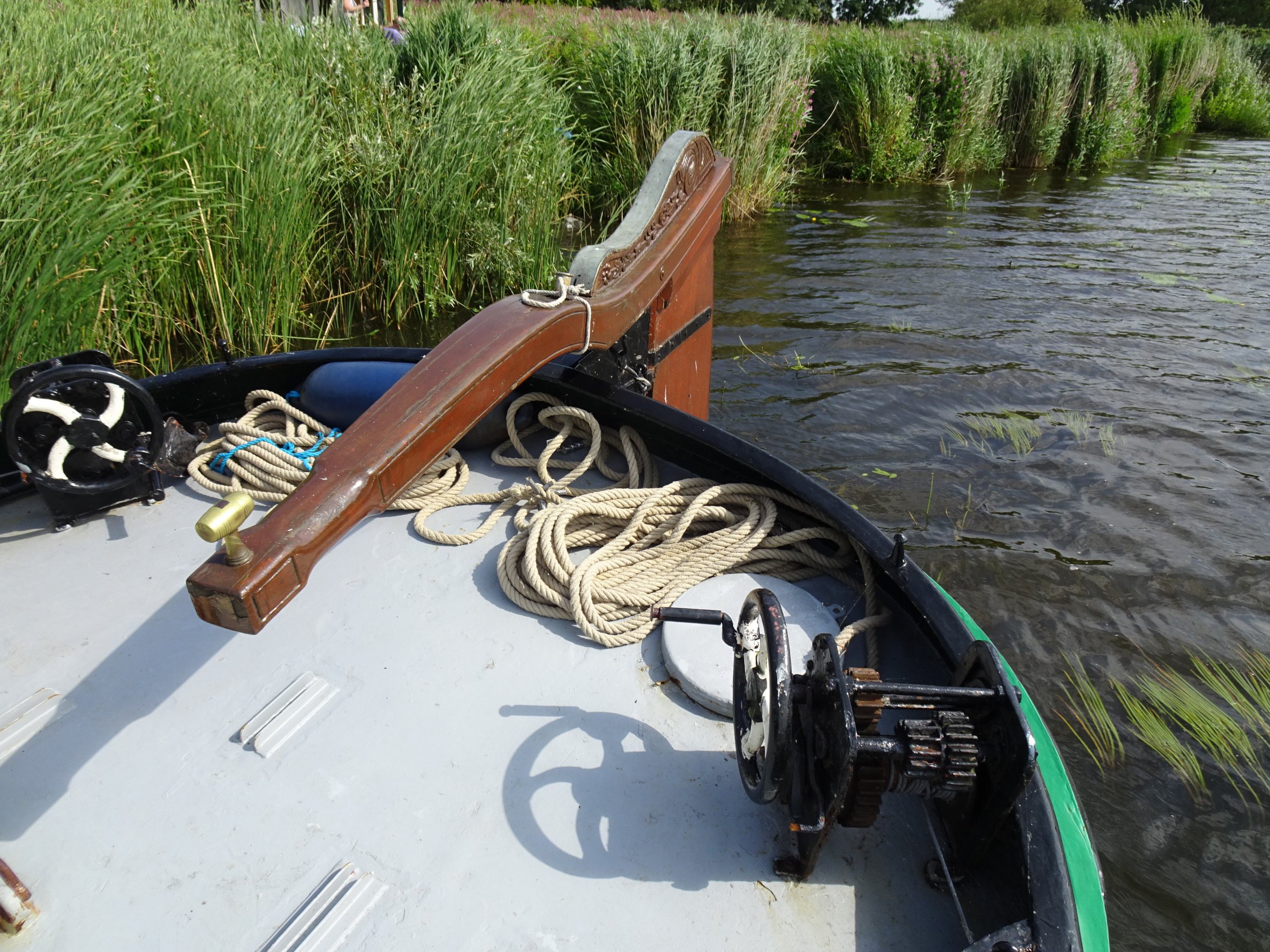 foto: 9 De Nijverheid Bûtensfallaat Skûtsje