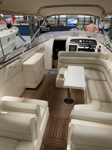 foto: 23 Sunseeker Apache 45