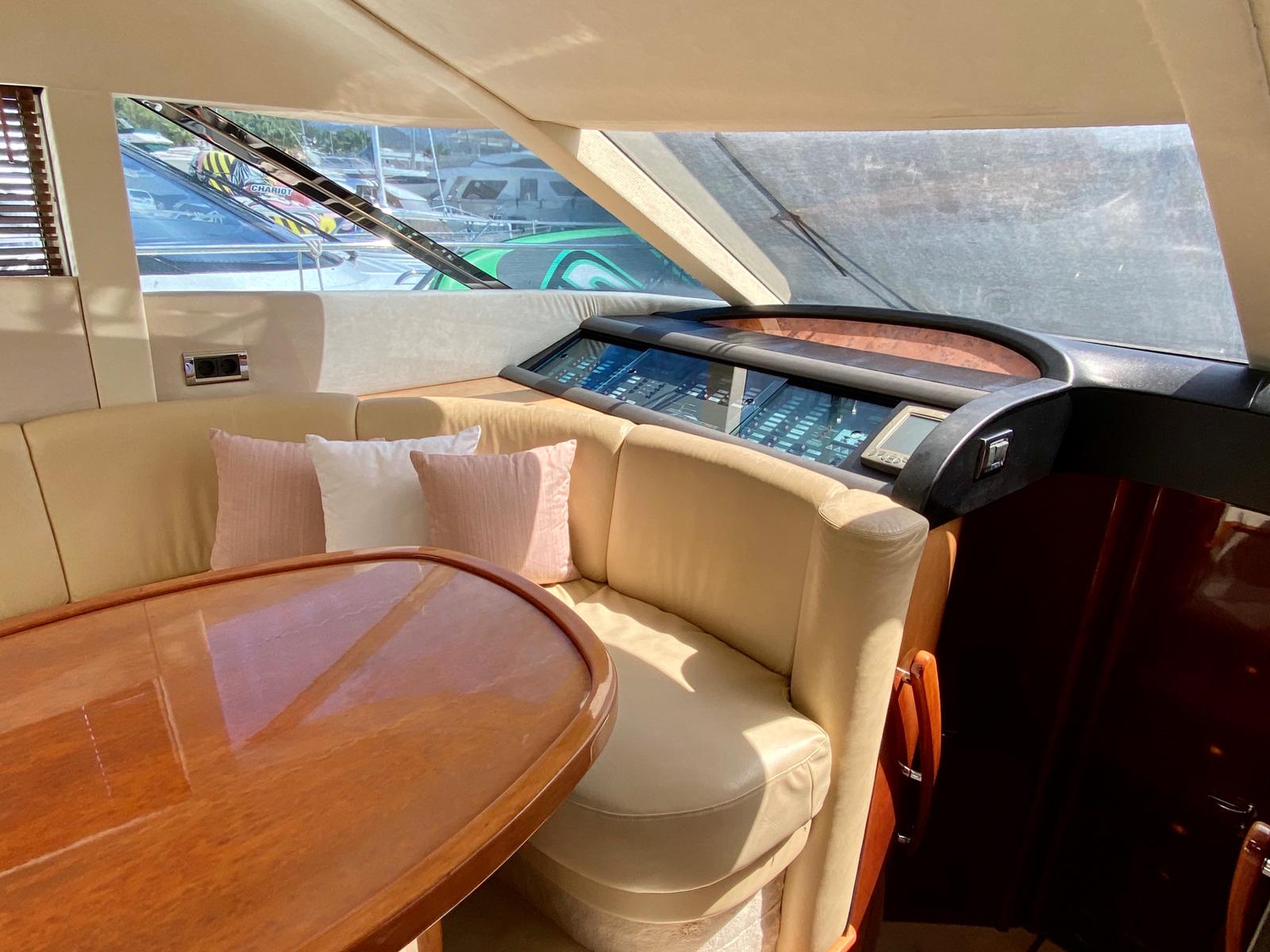 foto: 31 Fairline Squadron 58