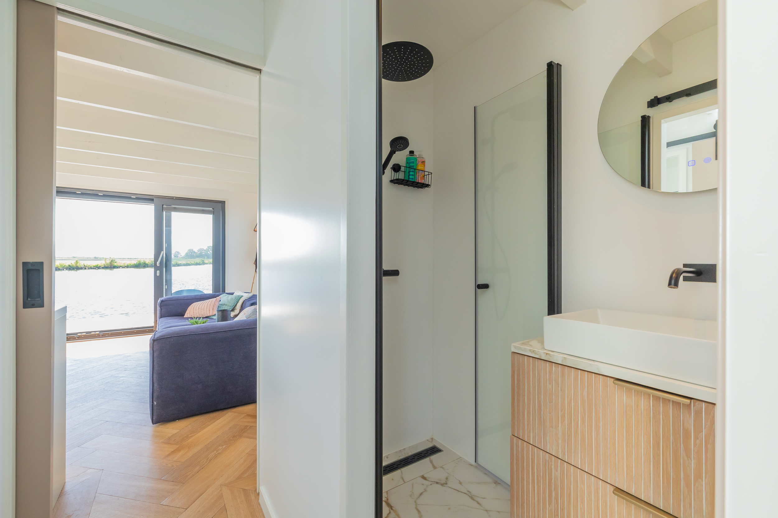 foto: 32 Surla (met Tender) Houseboat 15 Volledig Elektrisch With Charter