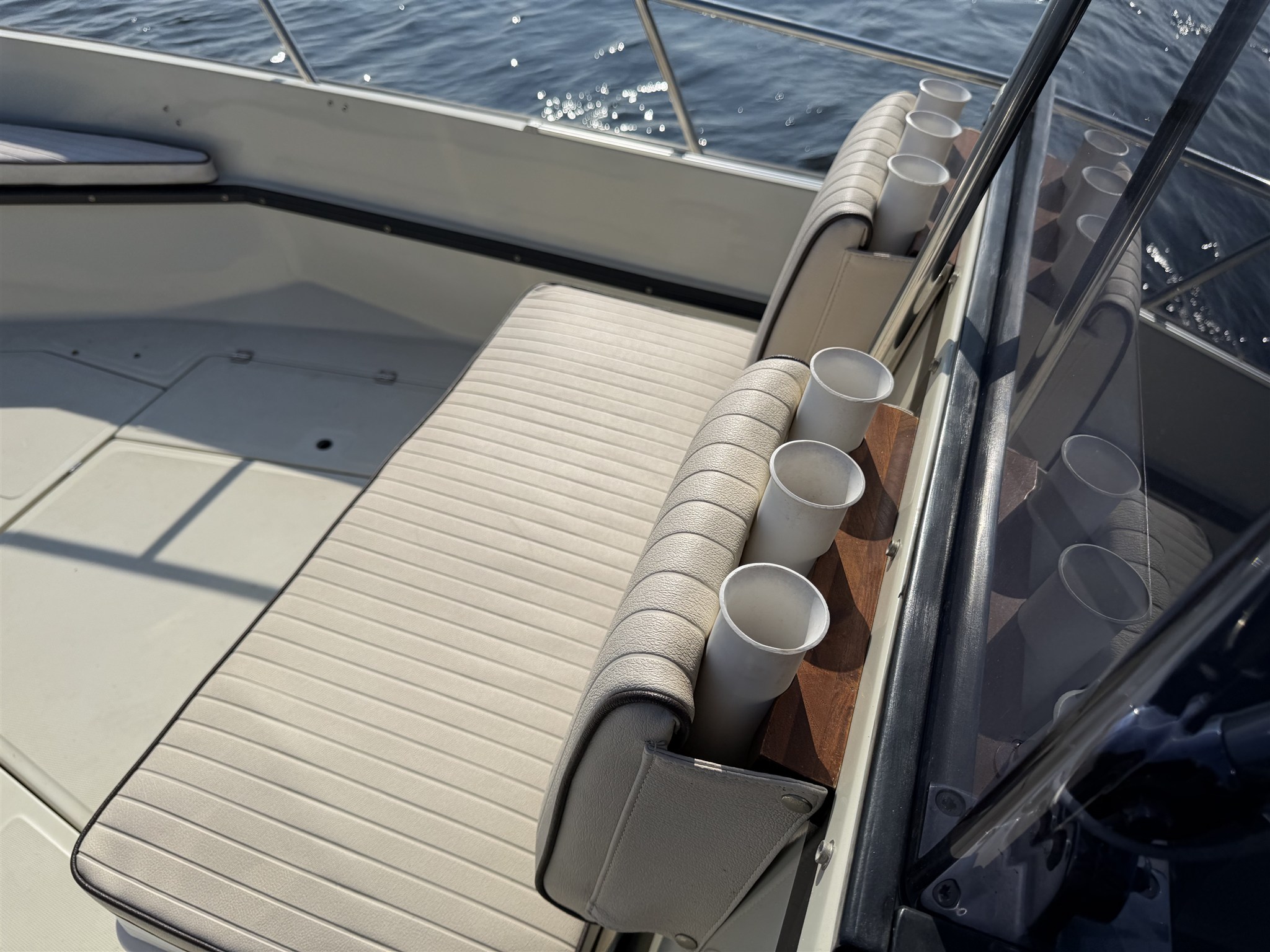 foto: 24 Boston Whaler OUTRAGE 25