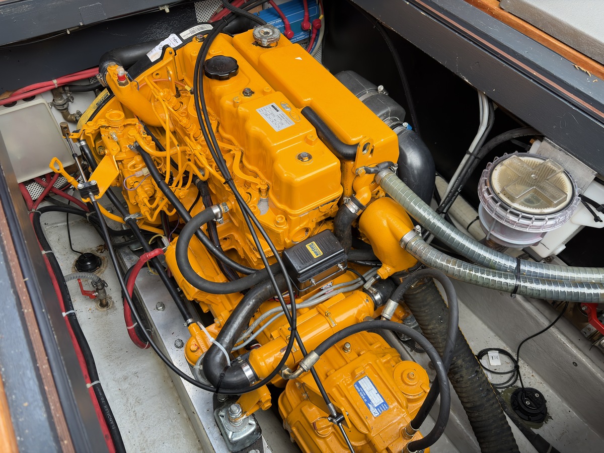 foto: 9 Antaris  Mk 825 