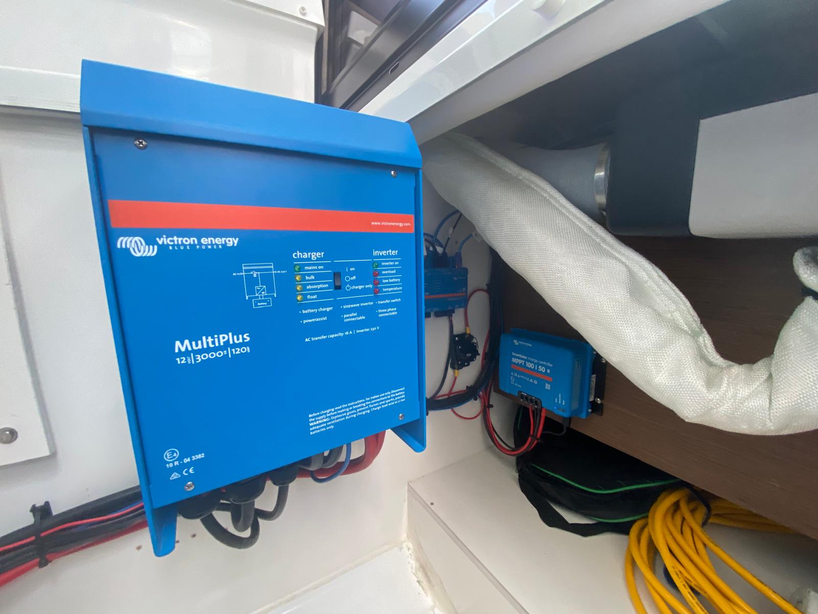 foto: 21 Jeanneau  Merry Fisher 895 offshore