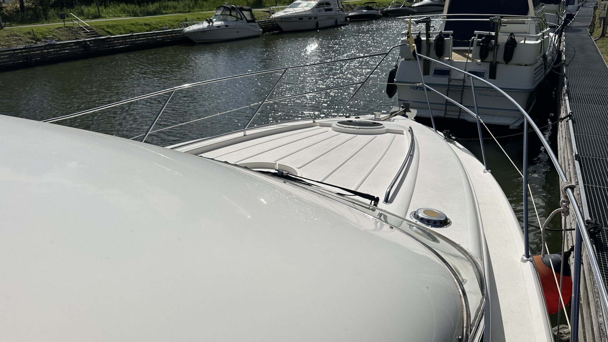 foto: 73 Fairline Fairline Phantom 40 Flybridge