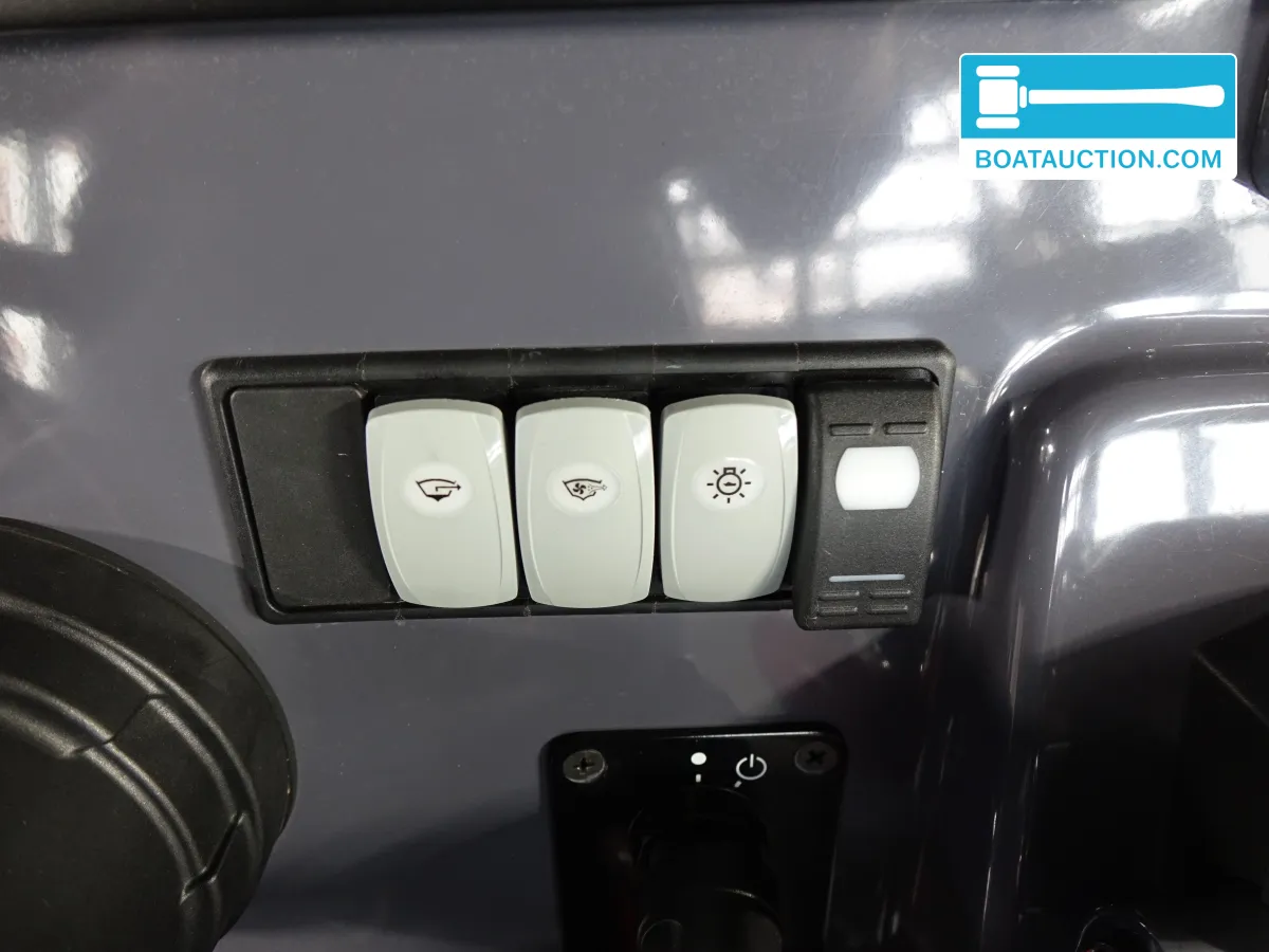 foto: 45 Zodiac Open 6.5 Neo