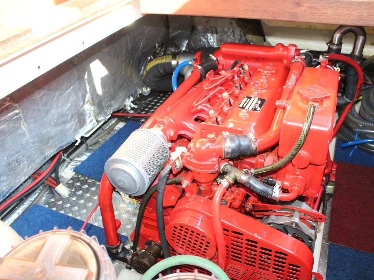 foto: 12 Ankertrawler  35 AK 