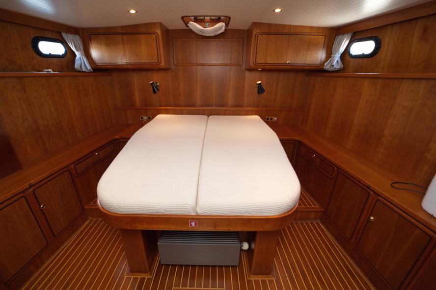 foto: 47 Linssen Grand Sturdy 430 AC