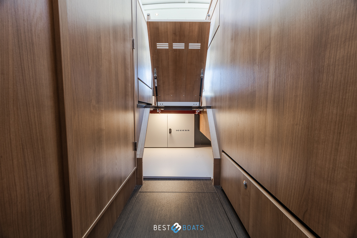 foto: 58 Linssen 40SL Sedan