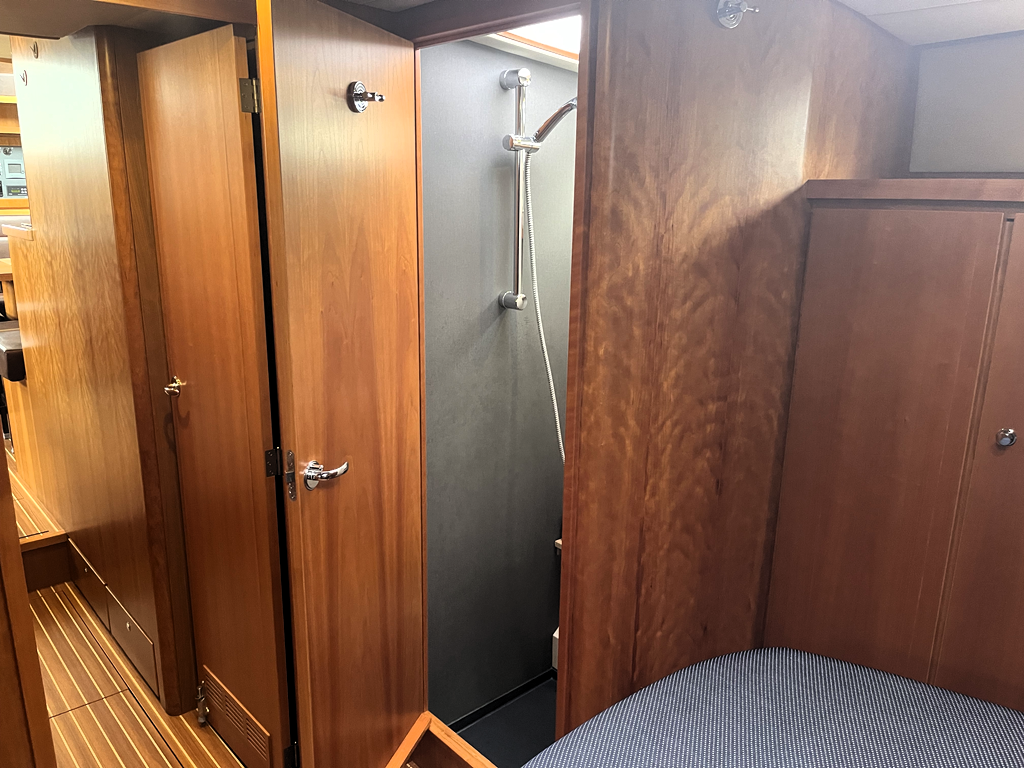 foto: 55 Linssen Grand Sturdy 470 Sedan Wheelhouse