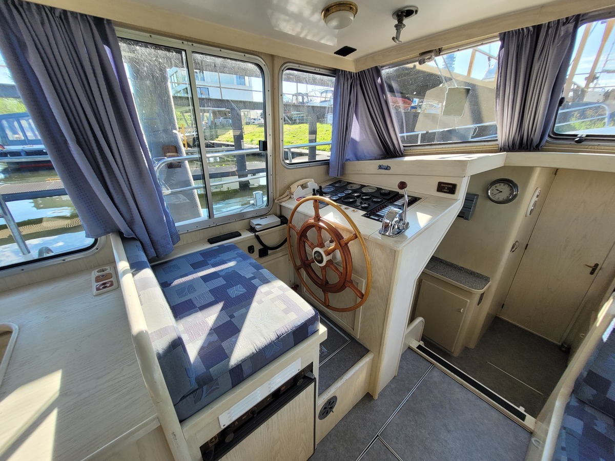 foto: 31 Linssen  42 SL 