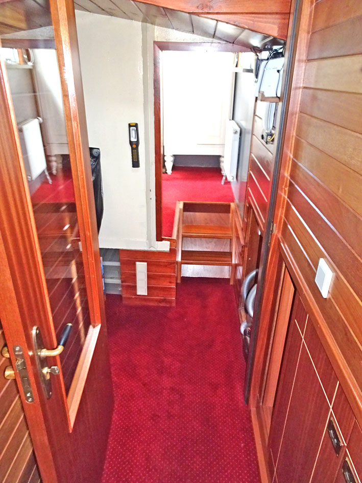 foto: 33 Spits B&B Varend Woonschip 39.09 met CvO