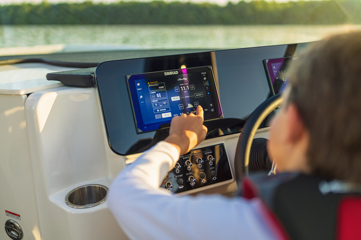 foto: 28 Sea Ray Sea Ray SDX 230 Surf