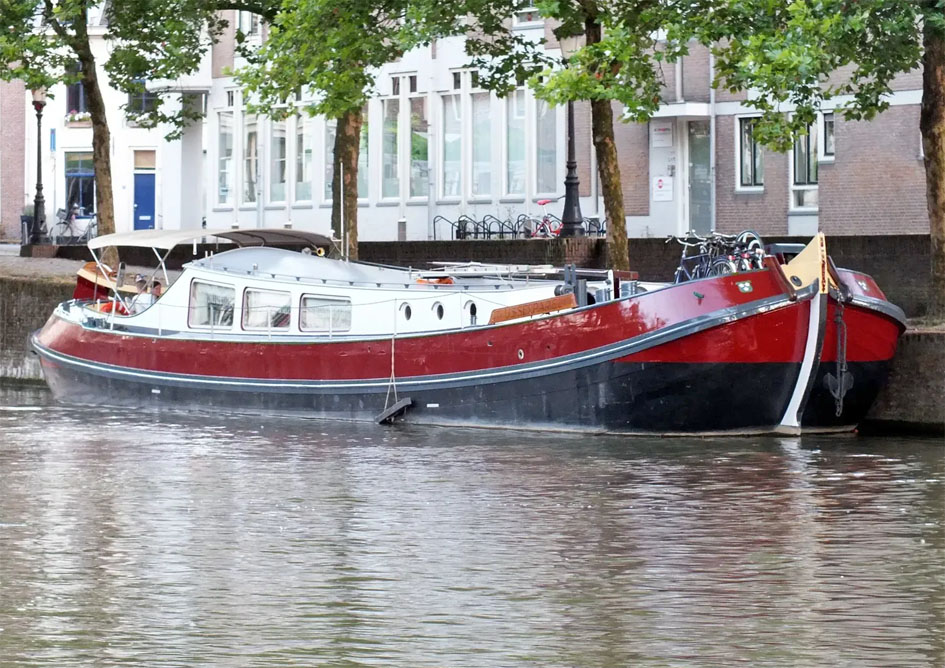 foto: 77 Motortjalk 21.40, met UBC