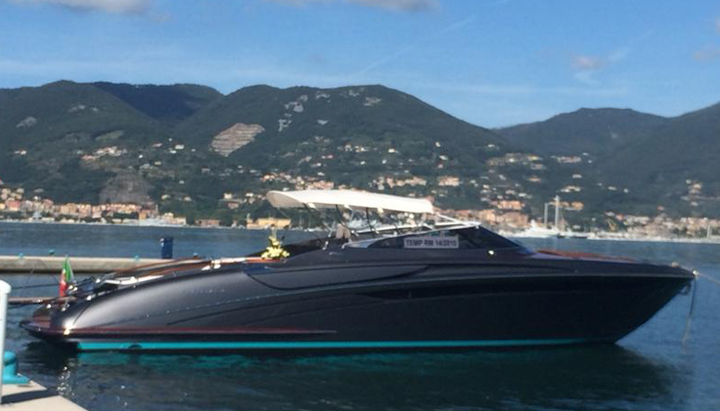 foto: 10 Riva 44