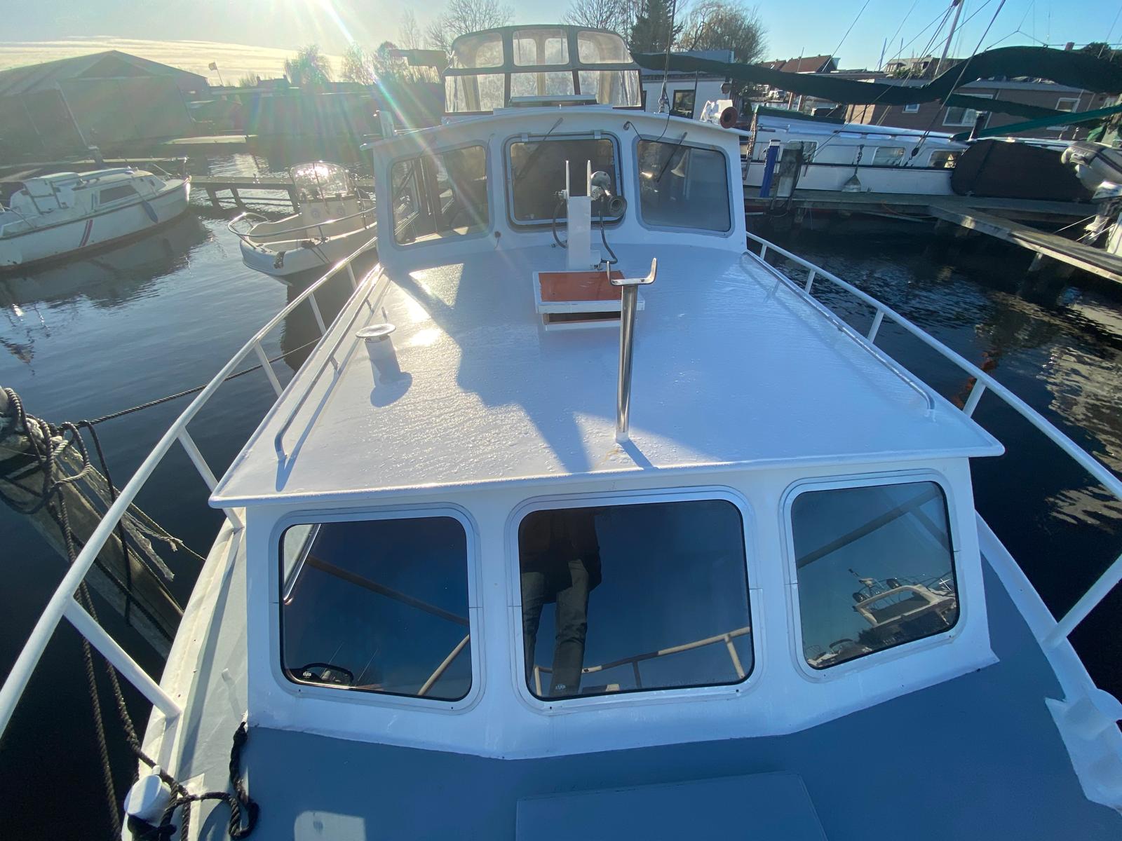 foto: 16 Combikruiser 1200 ( Woonschip met CV )