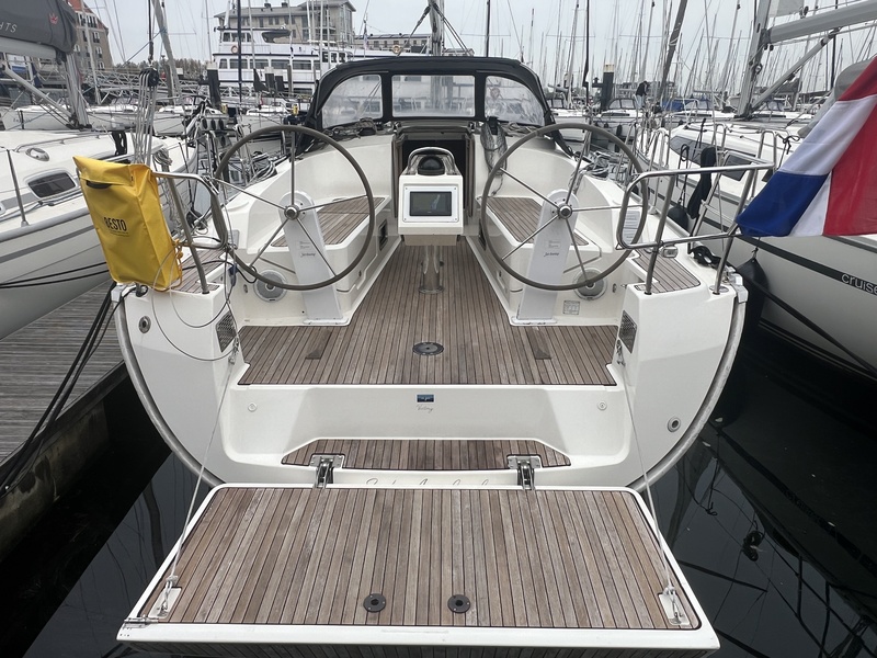 foto: 23 Bavaria Cruiser 37-3