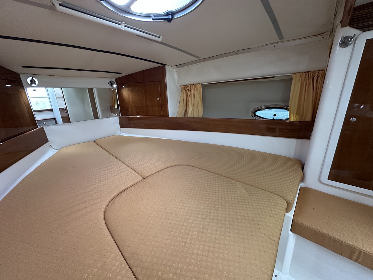 foto: 21 Airon Marine 300