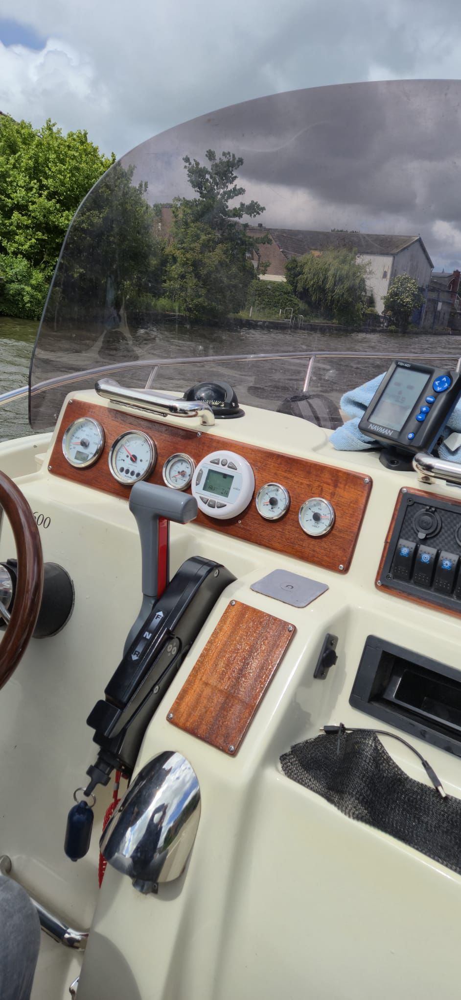 foto: 8 Rascala  futurama 600