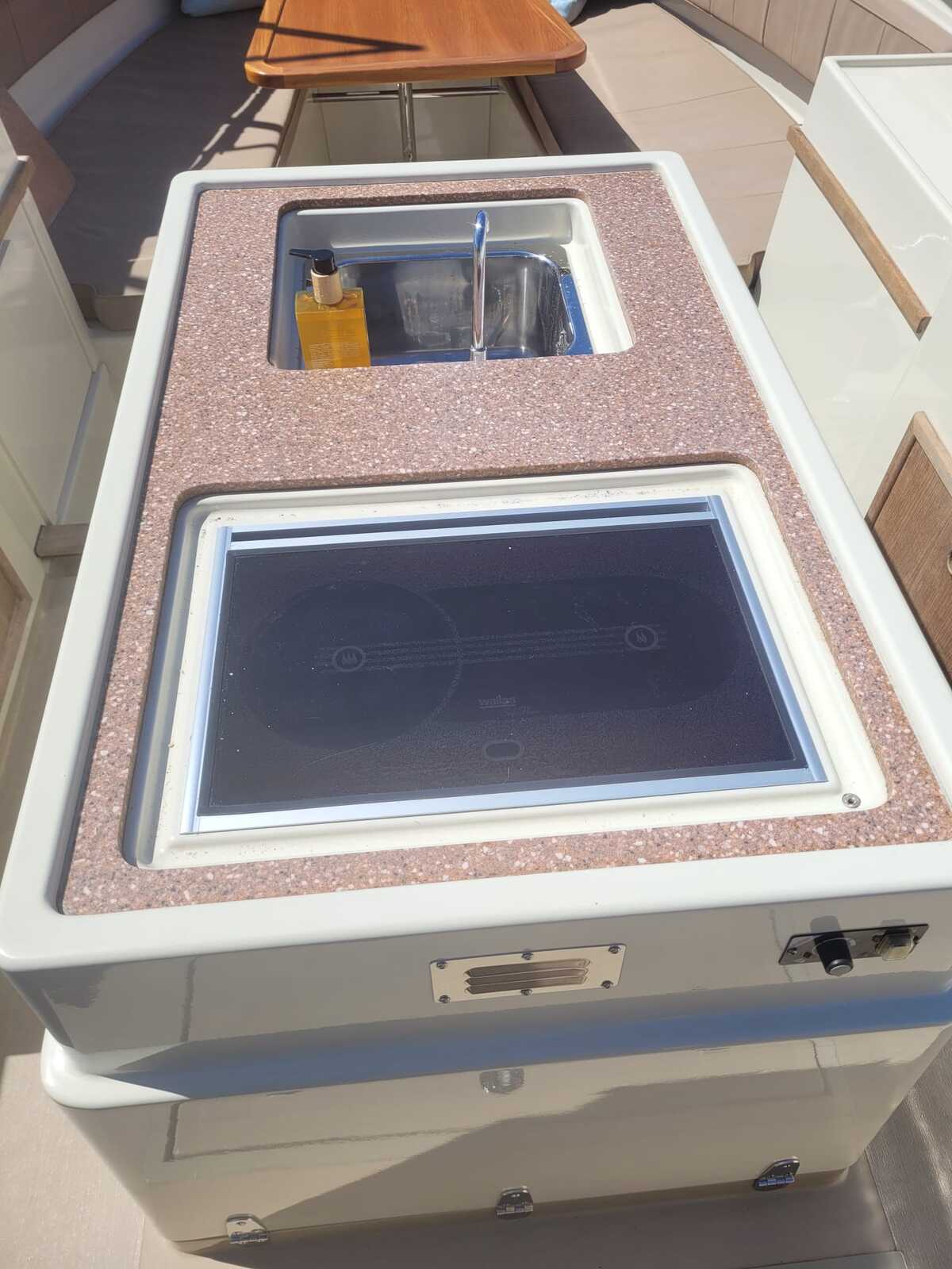 foto: 9 Van Wijk 830 Innovator