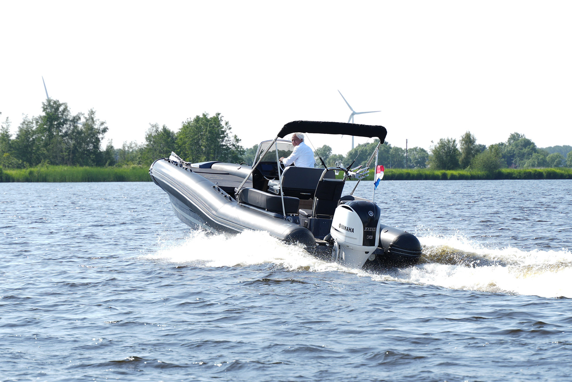 foto: 30 Zodiac N-ZO 680 