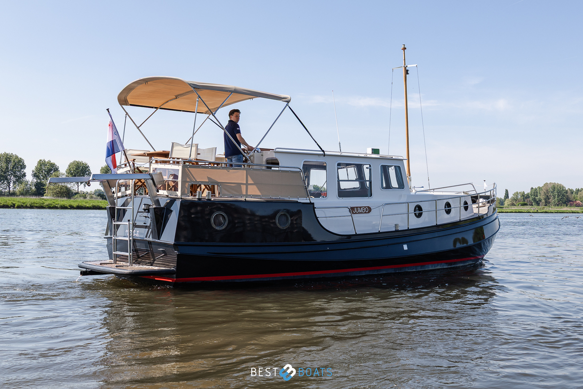 foto: 52 Exellent 1000 Hybride Patrol