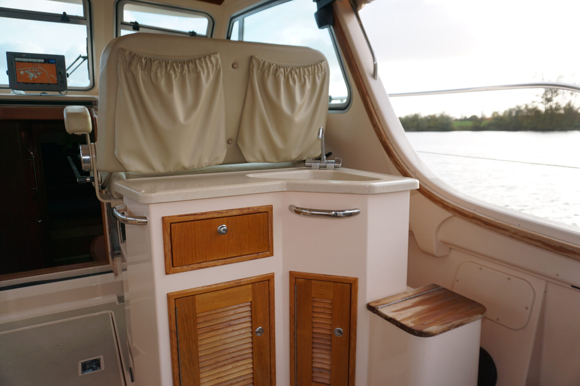 foto: 27 Island Packet Island Packet Craft 360 Express