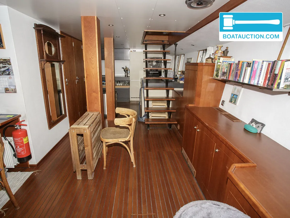 foto: 51 Bateau de patrouille 2300