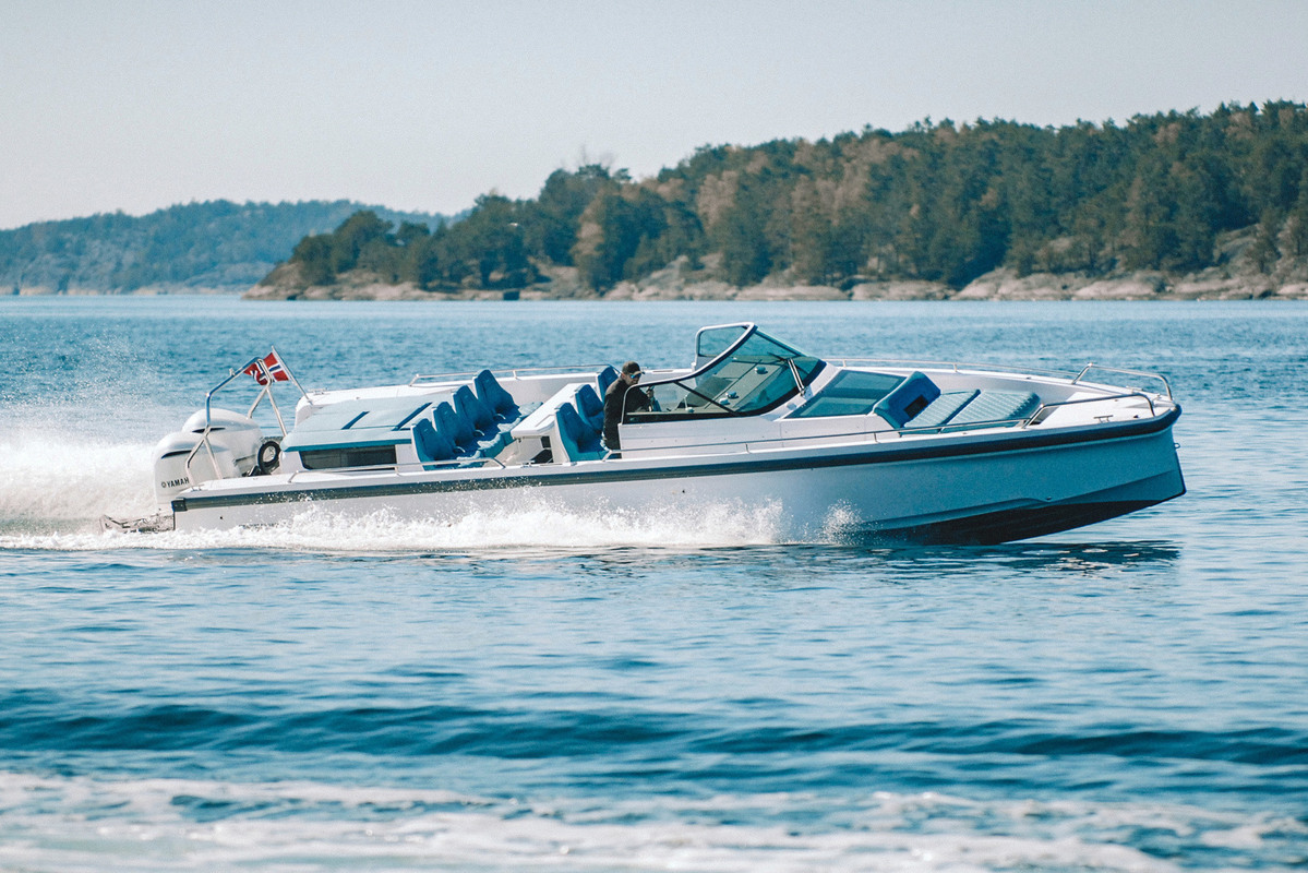 foto: 4 Axopar 37 Spyder