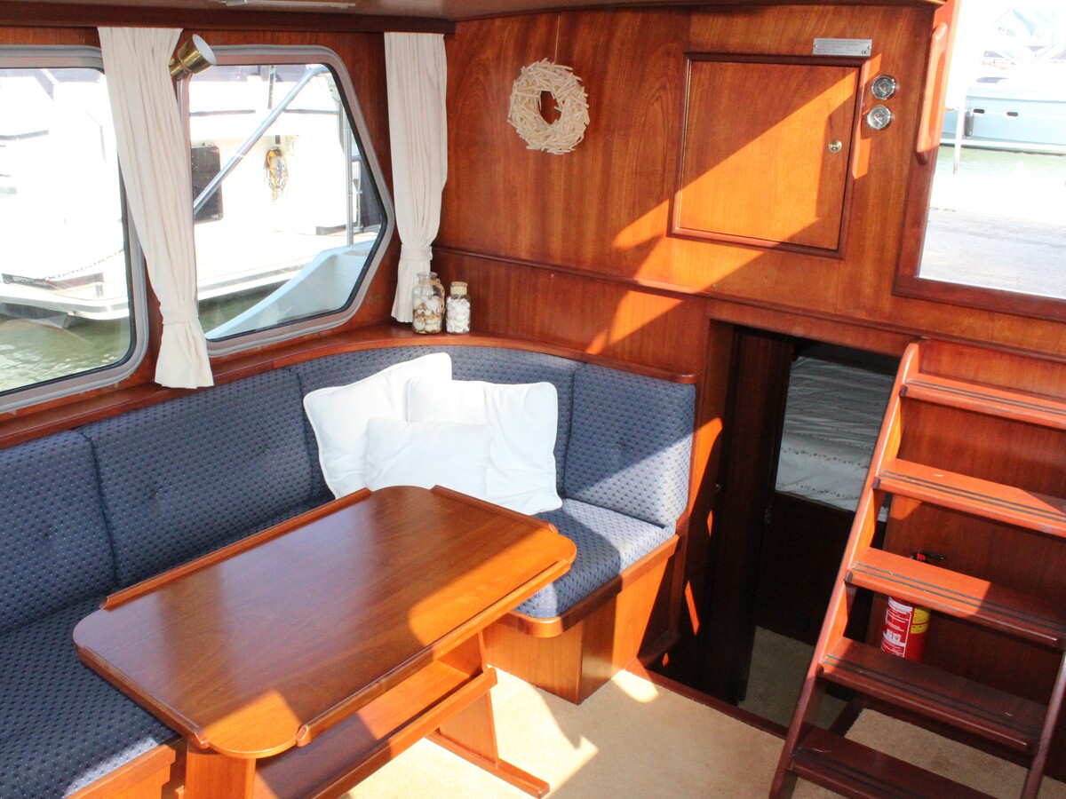 foto: 13 Ankertrawler  35 AK 