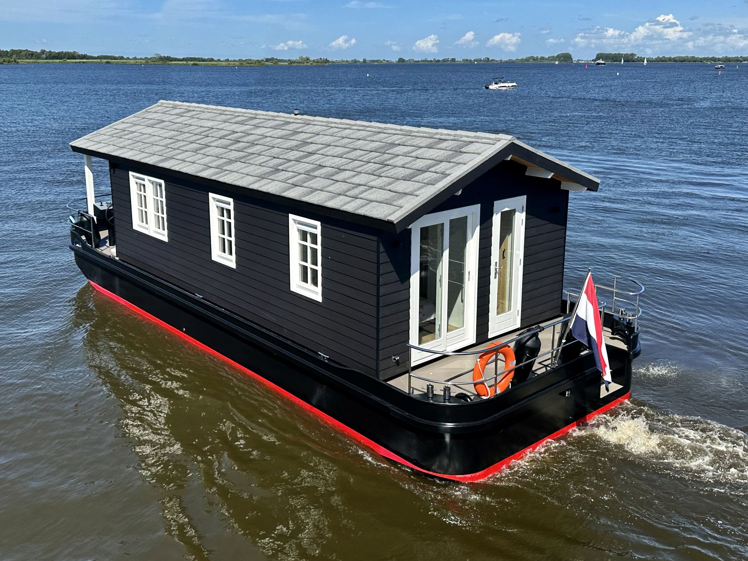 foto: 50 HOMESHIP VaarChalet In Amsterdam 1250D Luxe Houseboat